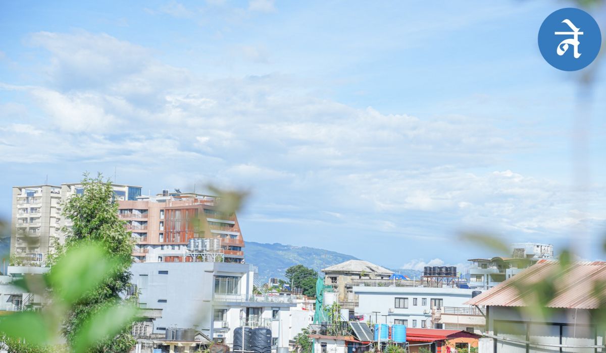 चार दिनको झरीपछि खुल्यो काठमाडौंको आकाश, मौसममा सुधार
